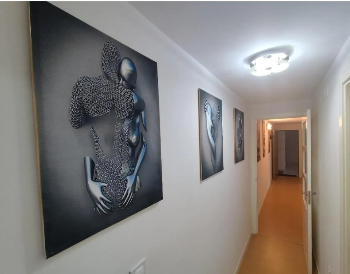 Homestay Habitacion Familiar Lovely Sevilla Con Bano Compartido Camas